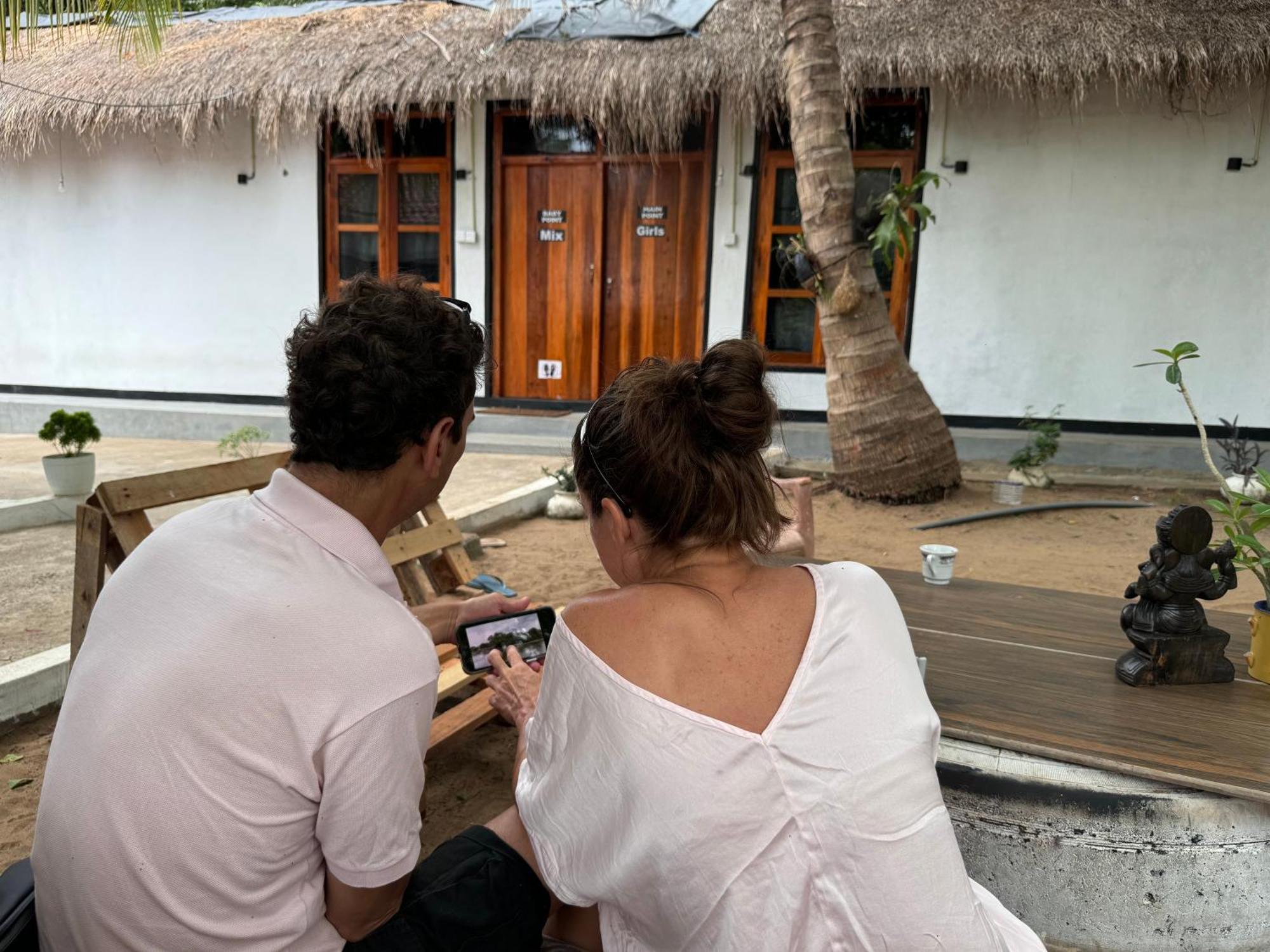 Surfing Lion Hostel Arugam Bay Exterior photo